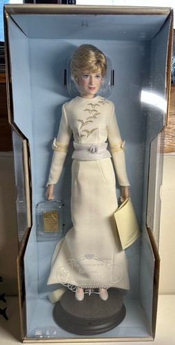 Franklin mint diana princess - diana,