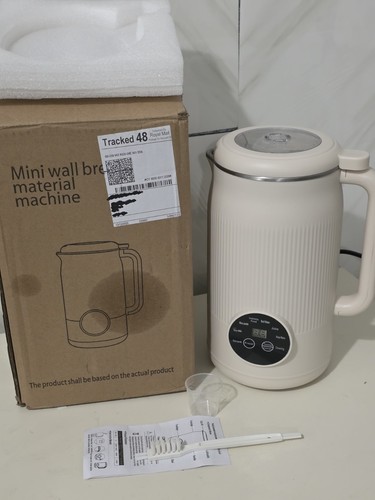 Nut milk maker in 1 - milk,