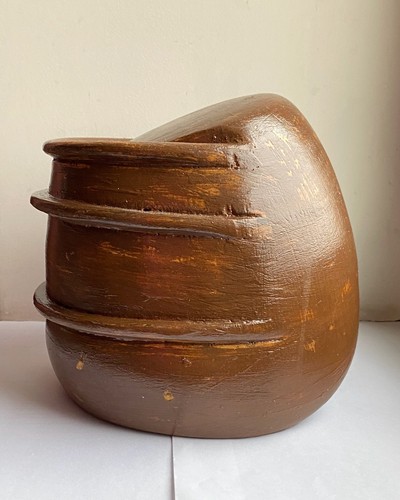 Vintage millinery hat - , block