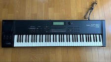 ROLAND XP-80 Synthesizer Workstation w/ Adapter,Completed Working