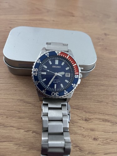 Seiko men kinetic watch - men's,
