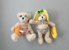 2 Vintage Small Lady Beach