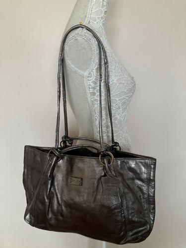 Oriano silver leather shoulder