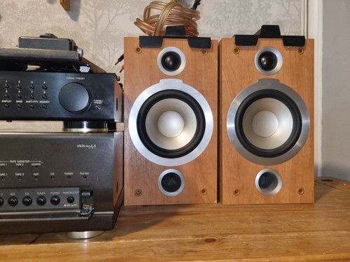 Seperate speaker system - speaker,