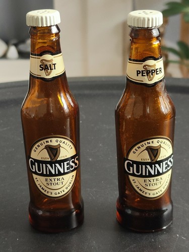Vintage miniture guinness - miniture, salt