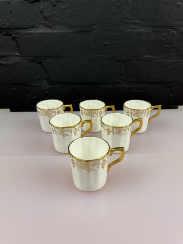 Royal crown derby vine - crown,