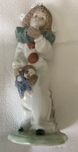 Porcelain figure nao - porcelain, by