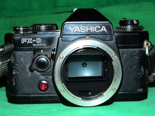 Yashica quartz 35mm slr - quartz,