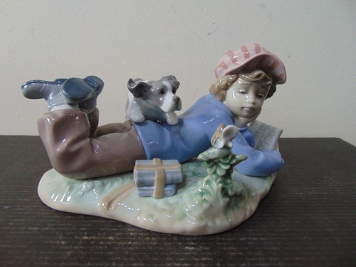 Lladro 5451 boy with - 5451,,