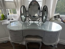 Olympus Dressing Table with