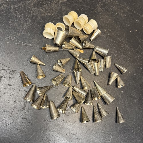Huge lot wilton piping tips - huge,
