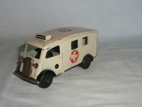Triang minic 75m ambulance - minic,