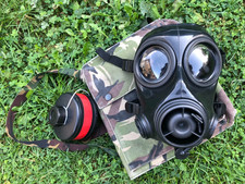 AVON FM-12 SAS RESPIRATOR COMMAND GASMASK SIZE 2 MEDIUM GAS MASK FETISH RARE!