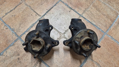 Sierra cosworth 2wd front hubs - cosworth,