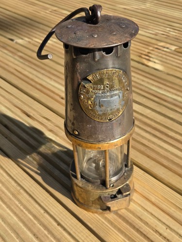 Vintage protector lamp - protector,