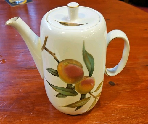 Royal worcester evesham gold - worcester,