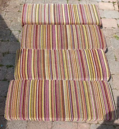 Rock and roll - rock, cushions