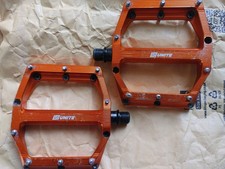 Unite Components Flat Pedals -