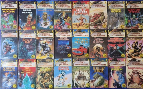 Fighting fantasy books 24 - fighting, 1–24