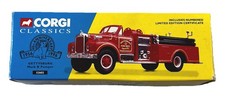 Corgi 52602 Mack B Pumper Fire