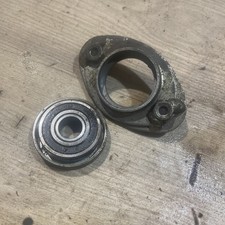 Roller Bearing  & Carrier, Honda HRB476c, HRB 476, HRX476 Petrol Mower (76)