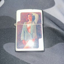 Penguin Lighter #111957