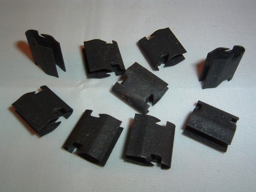 Chrome window moulding clips - moulding,