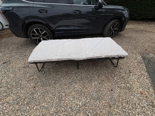 Folding single guest - single, bed