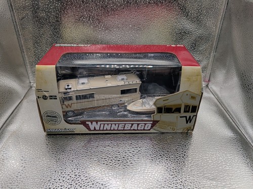 Greenlight 1973 winnebago - 1:64,