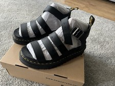 Dr Martens Blaire  Hydro Black Leather Sandals Size 6.5