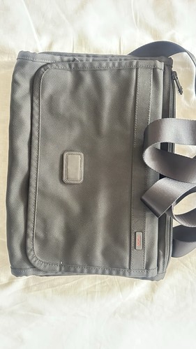 Tumi messenger bag - tumi,