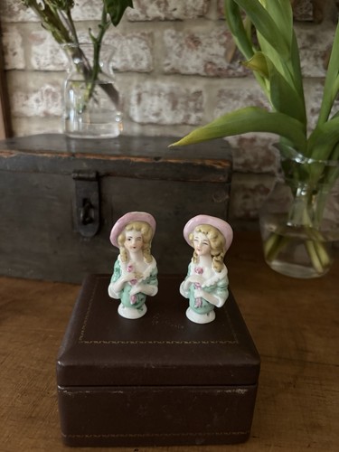 Vintage porcelain pincushion - porcelain, /
