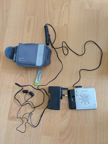 E500 sony walkman - md,