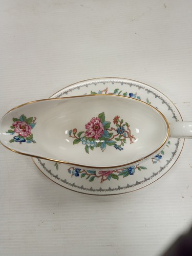 Aynsley pembroke bone - ",