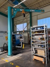 Lifting Column Crane 1,000 Kg