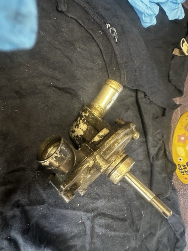 Yamaha fzx750 water pump - water,
