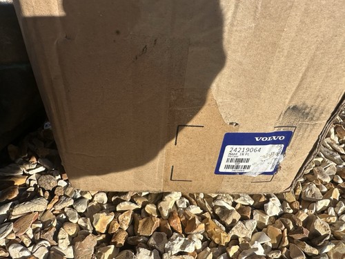Volvo penta sea water pump - penta,