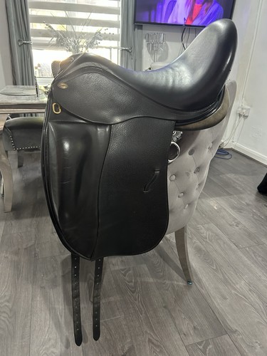 Harry dabbs dressage saddle - harry,