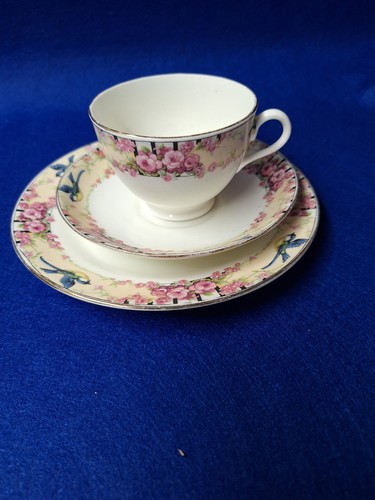 Vintage tuscan china trio - trio, pink