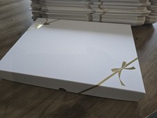 90x White Gift Box 30x22x3.5CM, with Lid, gold Ribbon design ideal for clothing 