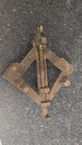 Vintage cast iron mitre clamp - iron, clamp?