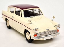 Vanguards 1/43 Ford Anglia