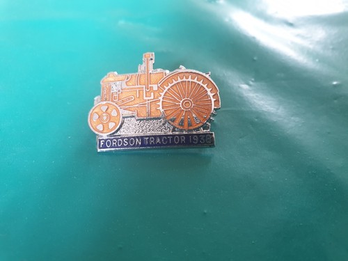 Enamel fordson tractor 1938 - enamel,