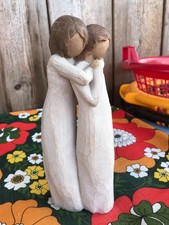 DEMDACO WILLOW TREE CHRYSALIS SCULPTED FIGURINE 2004 SUSAN LORDI HUGS LOVE