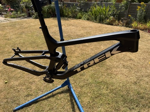 Trek slash gen - trek,