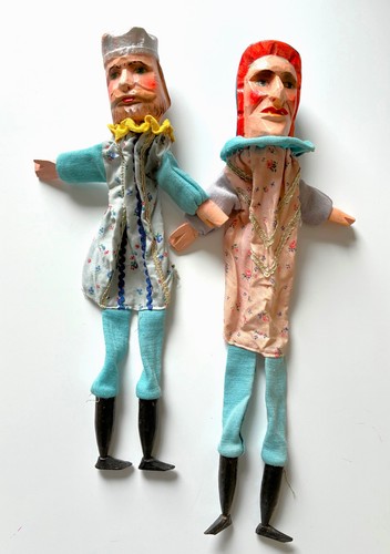 Old hand puppets - puppets, puppet