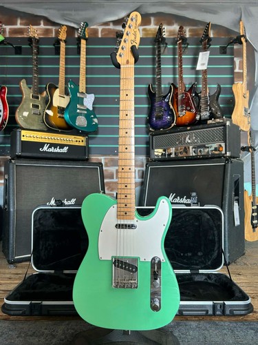 Fender made japan - fender, in
