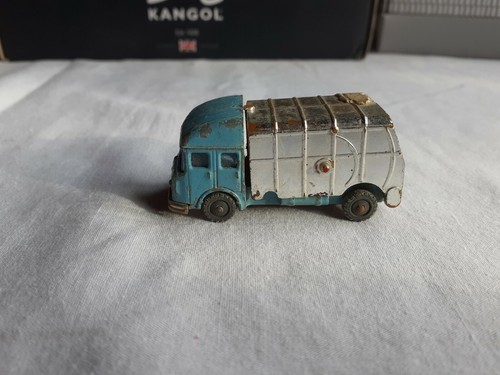 Unboxed husky refuse truck - husky,