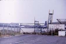 ORIGINAL 35mm Aircraft slide G-APDT BOAC COMET  LHR 1973 #8493