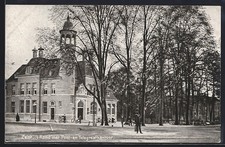 Postcard Zeist, ́t Rond met Post- en Telegraafkantoor 